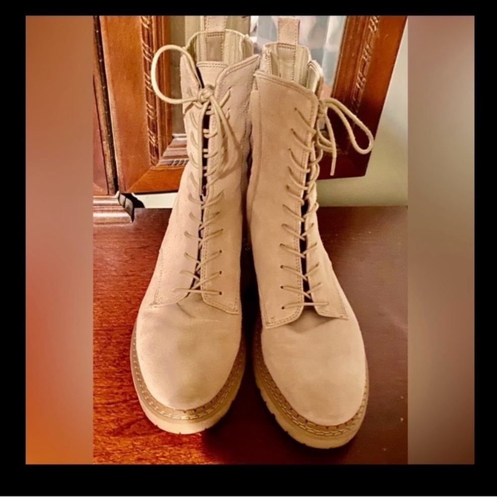 Sam Edelman Women's Tan Lace-Up Boots